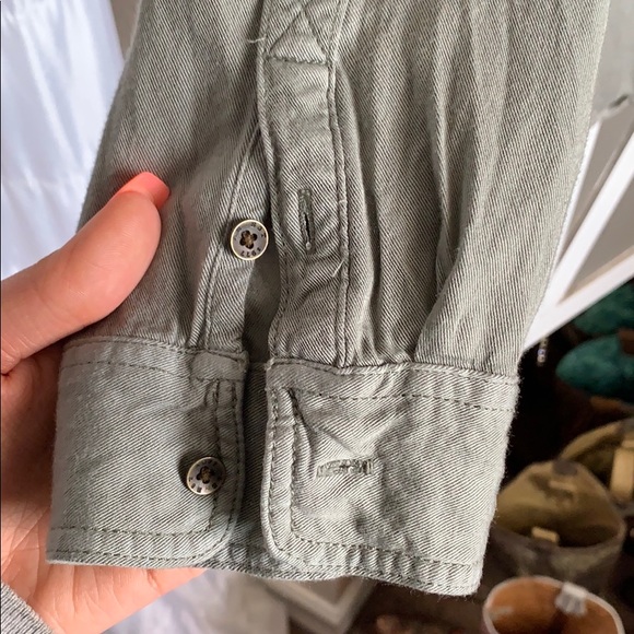 Olive green button down - Picture 4 of 5